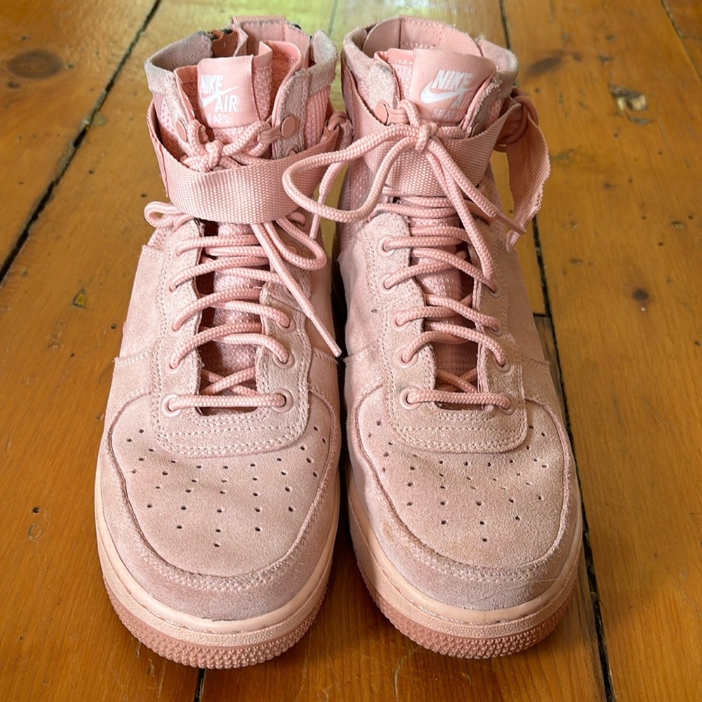 SF Air Force 1 Mid 'Coral Stardust'